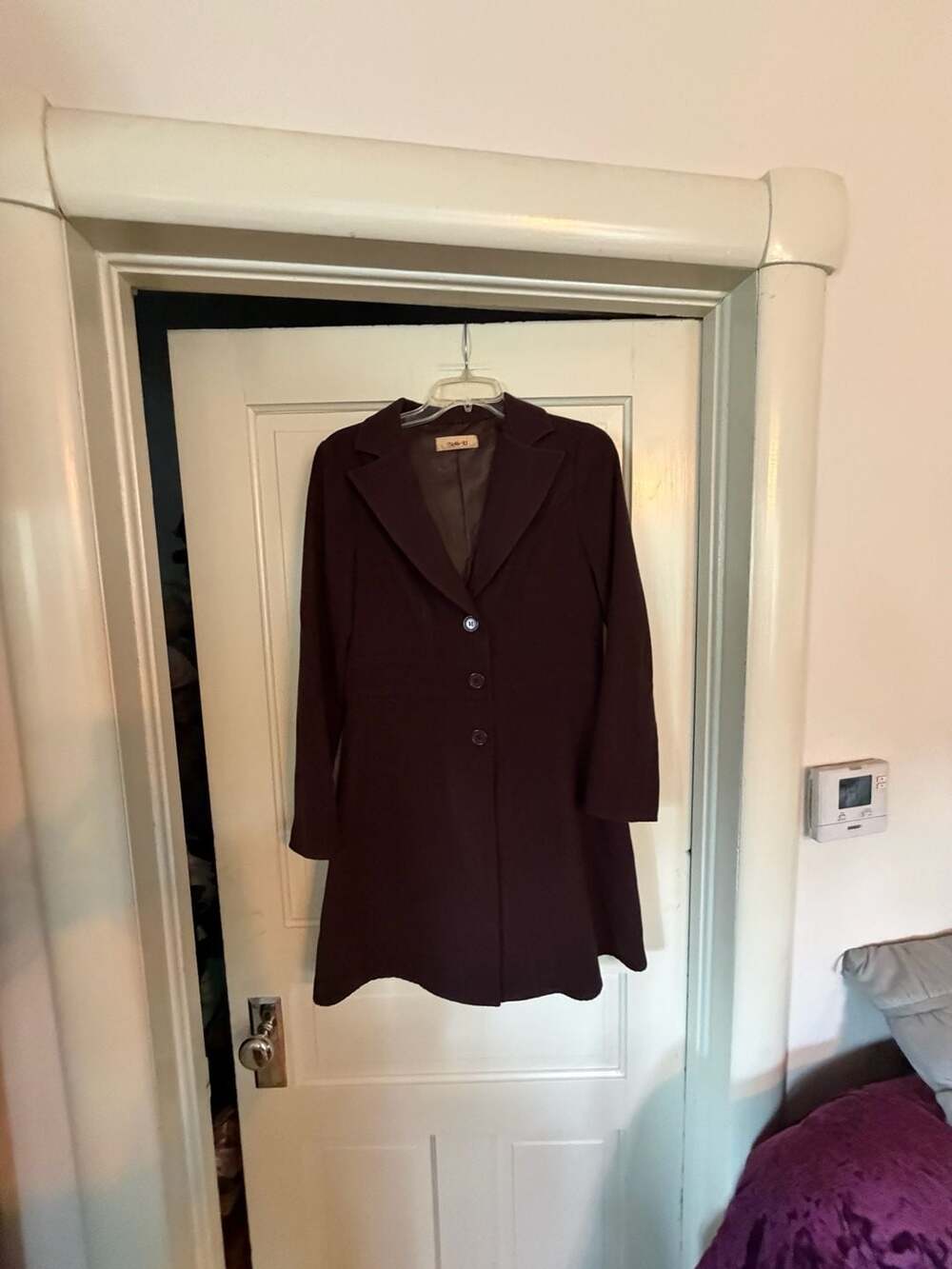 Noble U Women's Burgundy Single-Breasted Tailored Coat, Size L